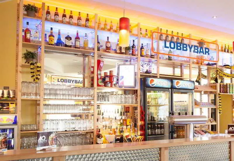 Hostal Albergue A&O Amsterdam Zuidoost